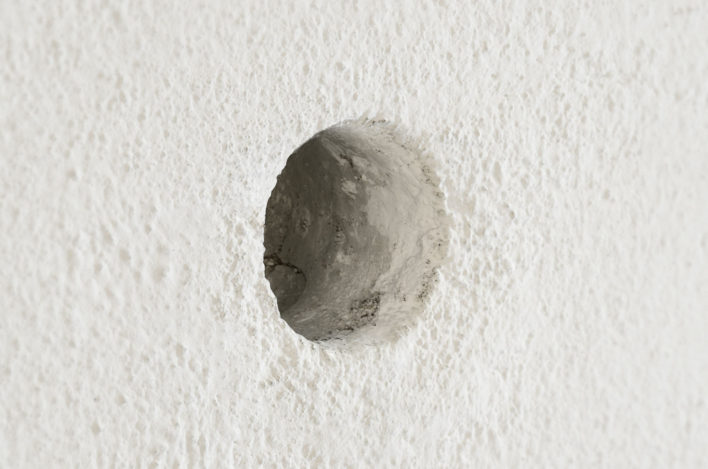 08